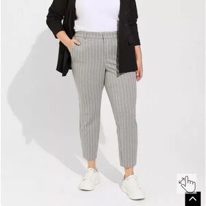 NWT Torrid Comfort Flex Waistband Slim Taper Studio Luxe Ponte High-Rise Pants